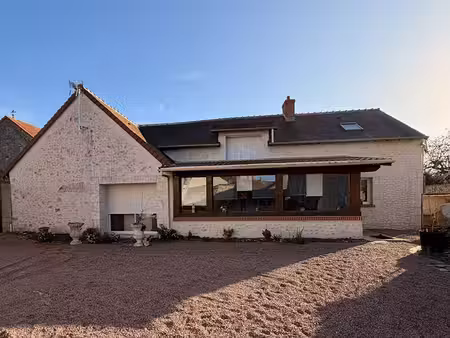 vente maison 13 pièces  317.00m²  villebarou