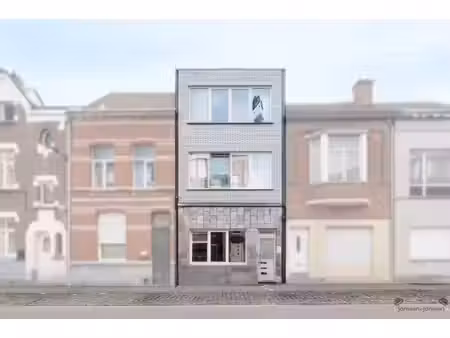 opbrengsteigendom met 3 appartementen op de grens van schoten en merksem!