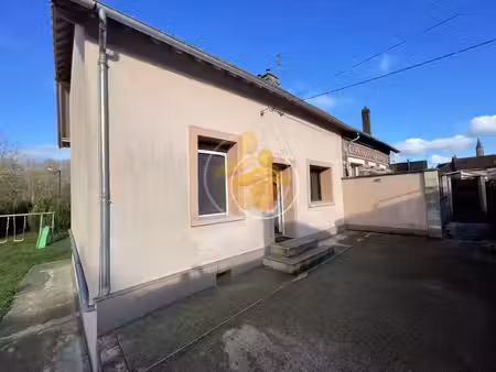 location maison 5 pièces 95 m² à tergnier (02700)