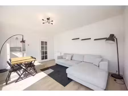 appartement te koop in zoersel met 1 slaapkamer