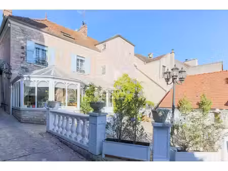 maison 10 pièces 316 m² à vendre / acheter maule 78580 ? | era immobilier