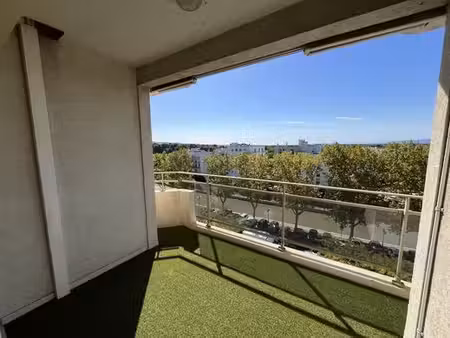 appartement de luxe 4 chambres en vente à narbonne  france