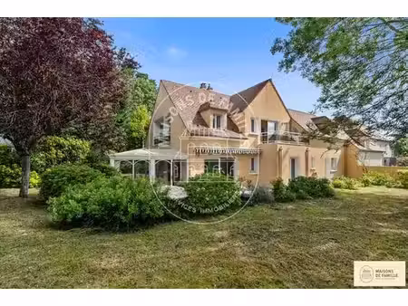 maison de luxe en vente à bougival  france