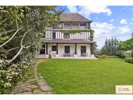 maison de luxe 8 chambres en vente à rueil-malmaison  île-de-france