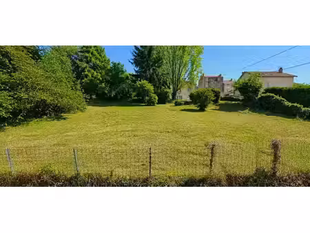 vente terrain 835 m² à lisle (24350)  19 000 €