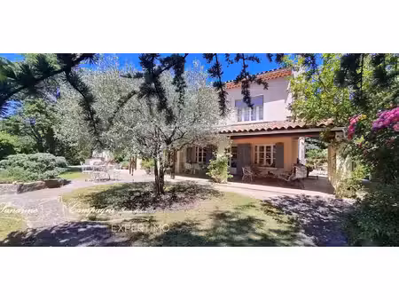 maison avec piscine et jardin mazan (84)