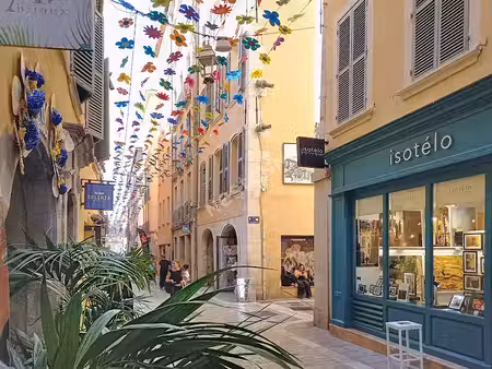 vente appartement 2 pièces 50 m² à toulon (83000)  150 000 €