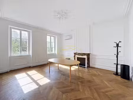 location local professionnel 62m² lerouville 55200