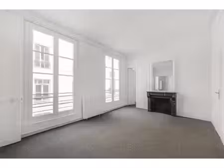 location locaux professionnels 0 pièces 82.37 m² à paris 1er (75001)  5 308 €