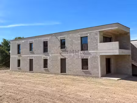 location locaux professionnels 0 pièces 134.2 m² à septemes-les-vallons (13240)  2 550 €
