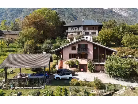 maison de 184 m² à mercury - 490 000 €