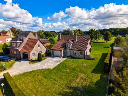 huis te koop in zottegem met 4 slaapkamers