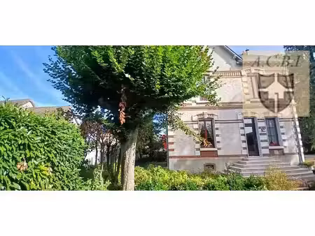 vente maison 8 pièces 136 m² à vendome (41100)  325 000 €