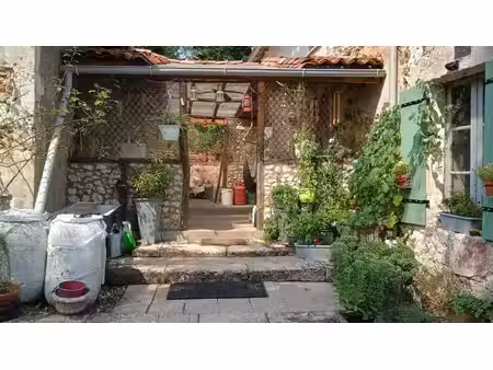 propriété équestre au cœur de la dordogne (4 9 ha)