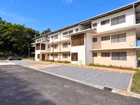appartement de type 2 neuf avec terrasse - rémire-montjoly