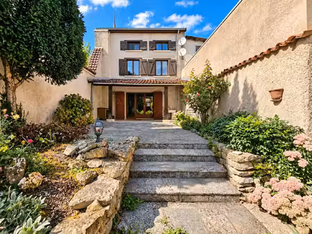maison 96 m2 avec local commercial & appartement