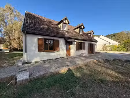 vente maison 6 pièces 164.8 m² à le châtelet-en-brie (77820)  348 000 €