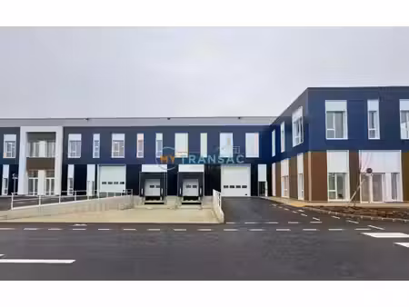 location local commercial