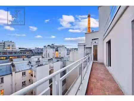 appartement de luxe de 2 chambres à tour eiffel  invalides – ecole militaire  saint-thomas