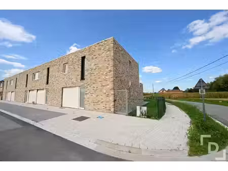huis te huur in proven met 3 slaapkamers