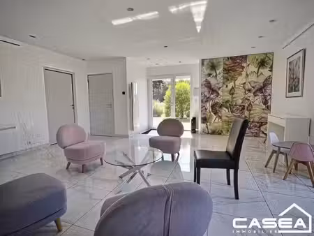 vente locaux professionnels 3 pièces 72 m² à pont-l'abbé (29120)  370 000 €