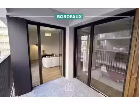 vente appartement neuf 5 pièces 121m2 bordeaux - 489000 € - surface privée