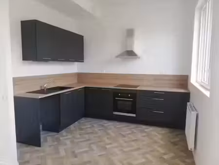location appartement 3 pièces 70 m² à clermont (60600)