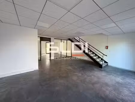 vente local d’activités saint laurent de mure 69720 150m²