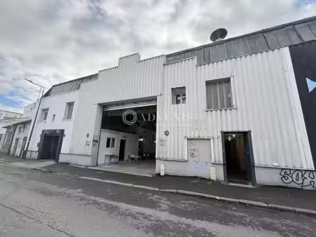 vente local d’activités 570m²