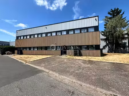vente local d’activités 1685m²