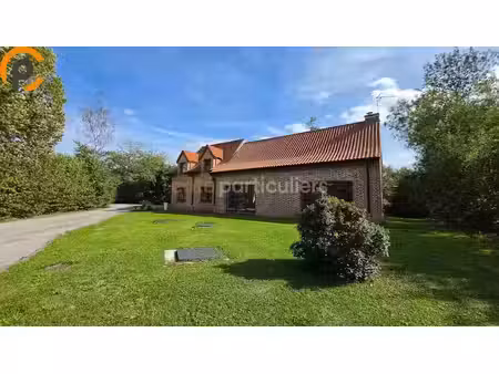 location maison 7 pièces 235 m² à villeneuve-d'ascq (59491)  3 000 €