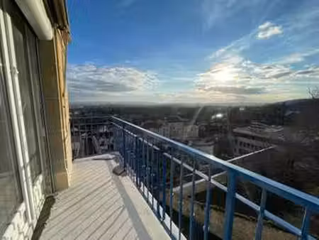 location appartement 4 pièces à mézy-sur-seine (78250) : à louer 4 pièces / 68m² mézy-sur-