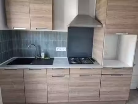 location maison à hénin-beaumont (62110) : à louer / 115m² hénin-beaumont