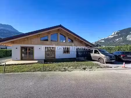 vente maison 4 pièces 240 m² sallanches (74700)