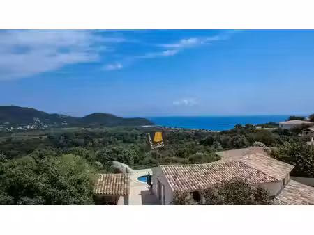 vente villa 7 pièces 175 m² à sainte lucie de porto vecchio (20144)  1 371 000 €