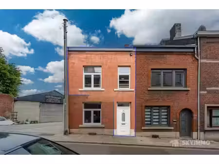 maison 2ch - 2 sdb - 2 cuisines - peb c - seraing