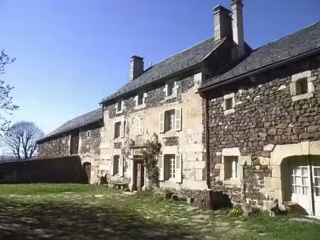 vente propriété 270 m² à val d'arcomie (15320)  396 000 €