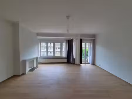 appartement 1 chambre et garage à forest  avenue neptune
