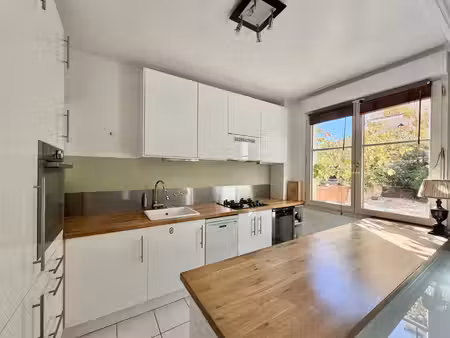 verrières-le-buisson – bel appartement 3 pièces au cœur du centre-ville