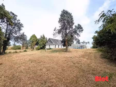 a vendre - propriété familiale au potentiel exceptionnel avec terrain de 5280m² à noyal su