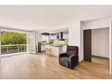 vente appartement 4 pièces 89 m² à la celle-saint-cloud (78170)  379 000 €