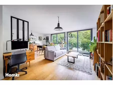 appartement t3 de 77 m2 au bord du canal à pantin