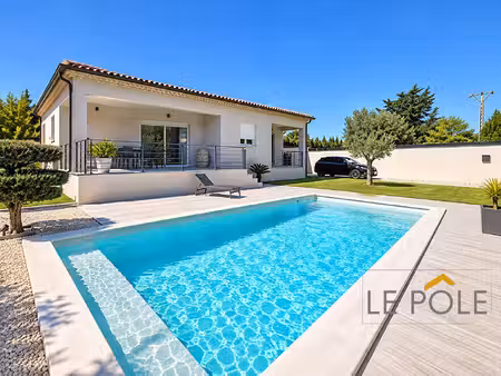 maison 138 50 m² 3 chambres piscine