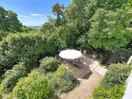 rare ! secteur pezenas  maison de charme  jardin intimiste  espace piscine  dépendances et