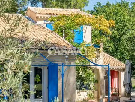 vente maison 5 pièces de 203m² - 13760 saint-cannat
