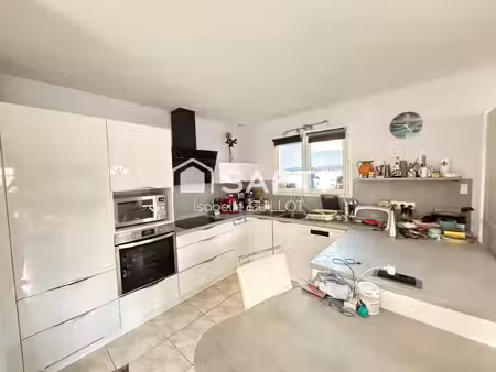 maison 4 chambres avec piscine