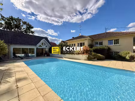 mutzig – maison individuelle avec piscine et spa  env. 198m²
