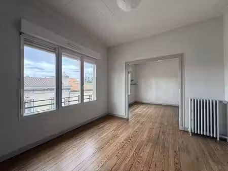 vente bâtiment 14 pièces