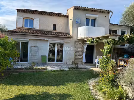 maison à louer pégomas 90m²
