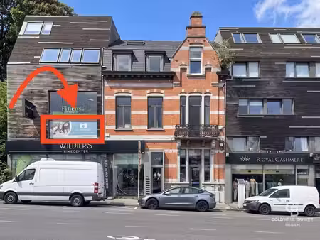 espace bureau/commerce (+-113m²) avec terrasse / fort jaco